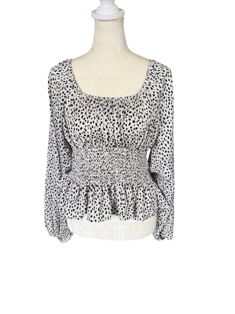 Sincerely Jules black and white spotted off-the-shoulder smocked blouse size M